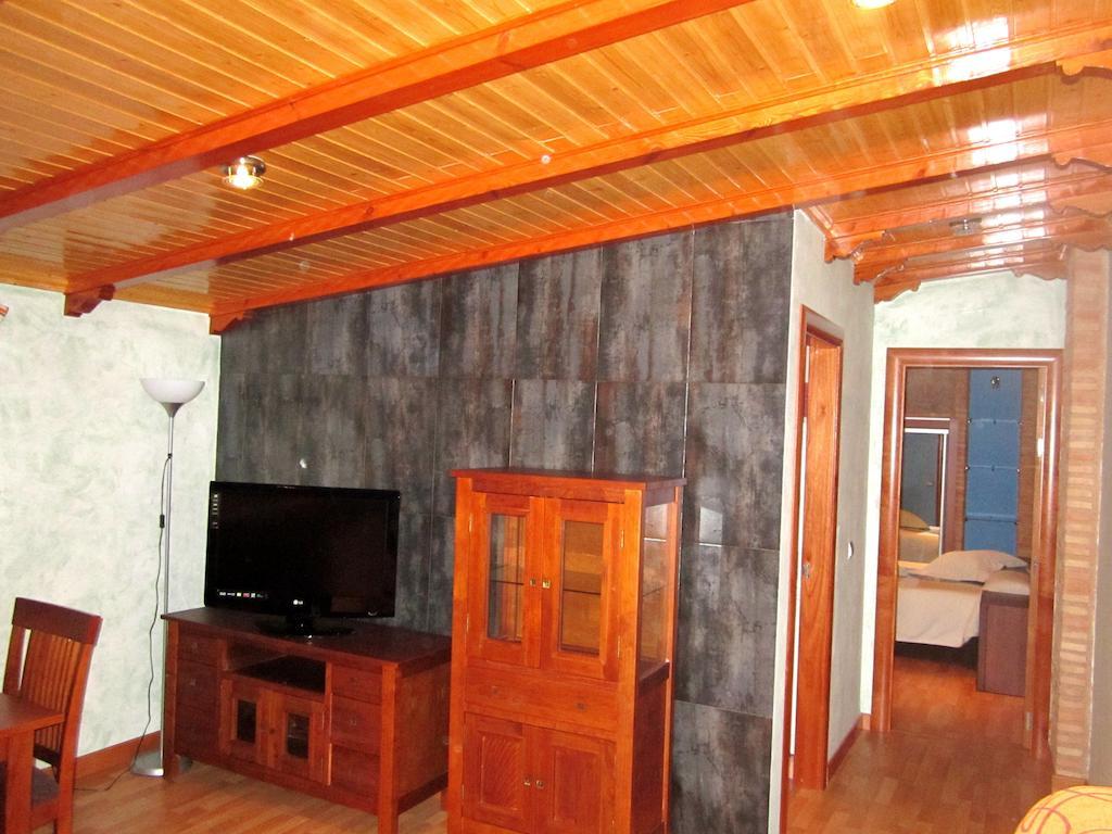 Apartamentos Альмагро Екстер'єр фото